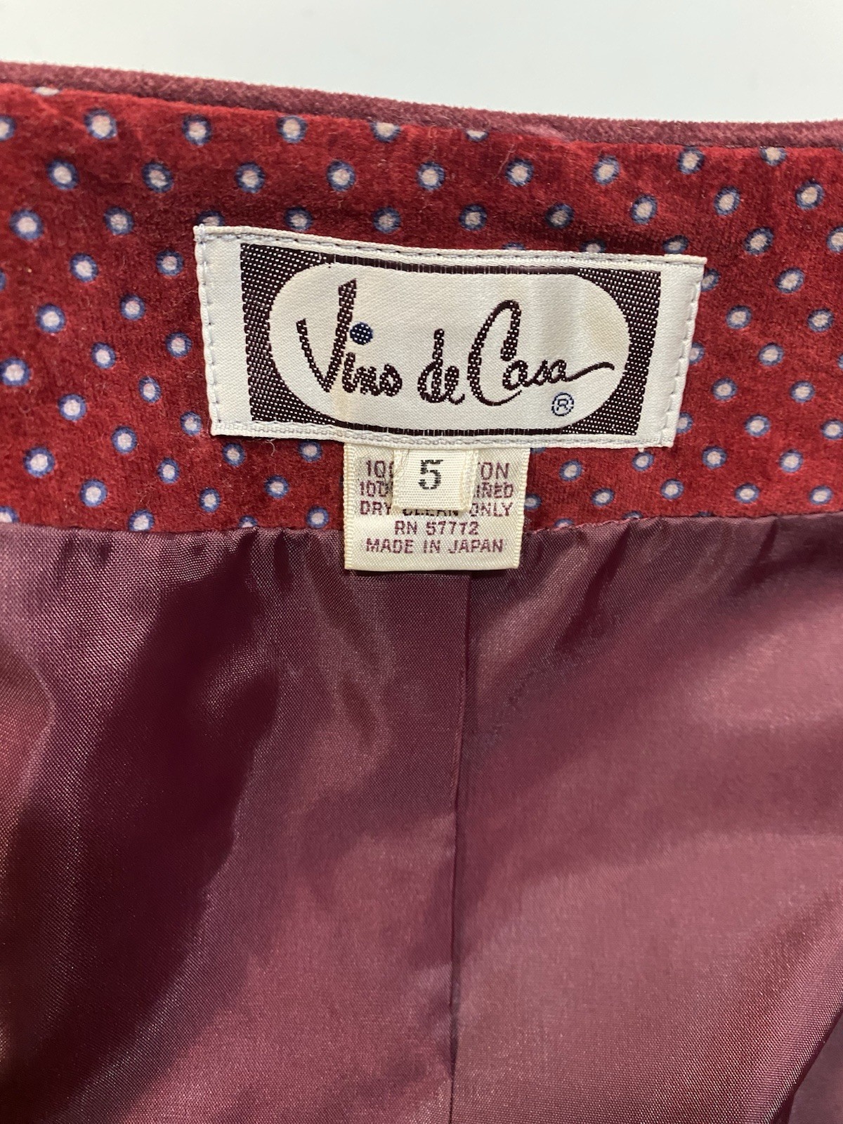 Vintage Skirt Suit Women’s SIZE EXTRA SMAL XS 5 red velvet 70s 80s VINO DE CASA