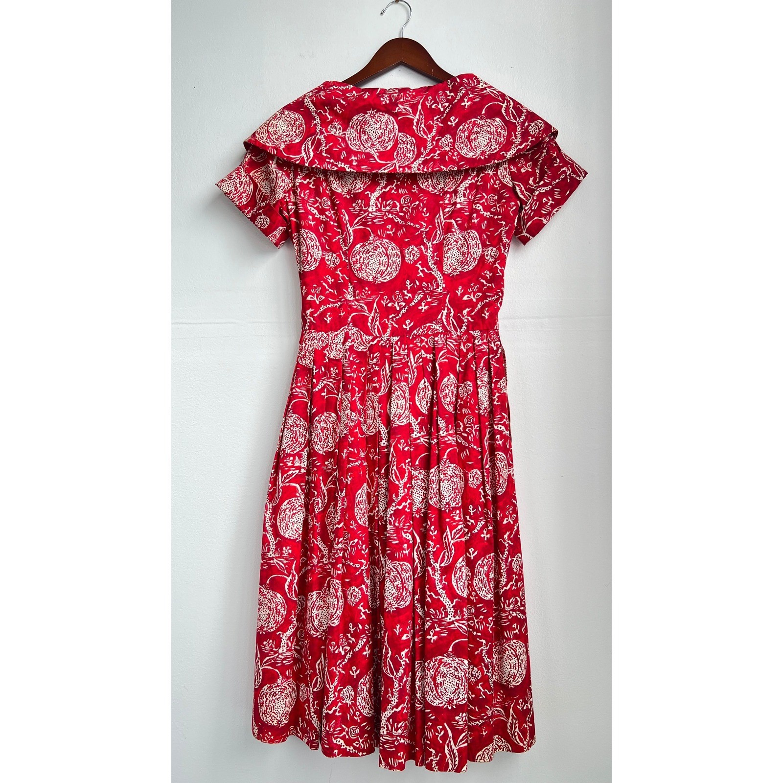 Vintage i Magnin Fit Flare Midi Dress Red Pomegranate Print Made France Size M