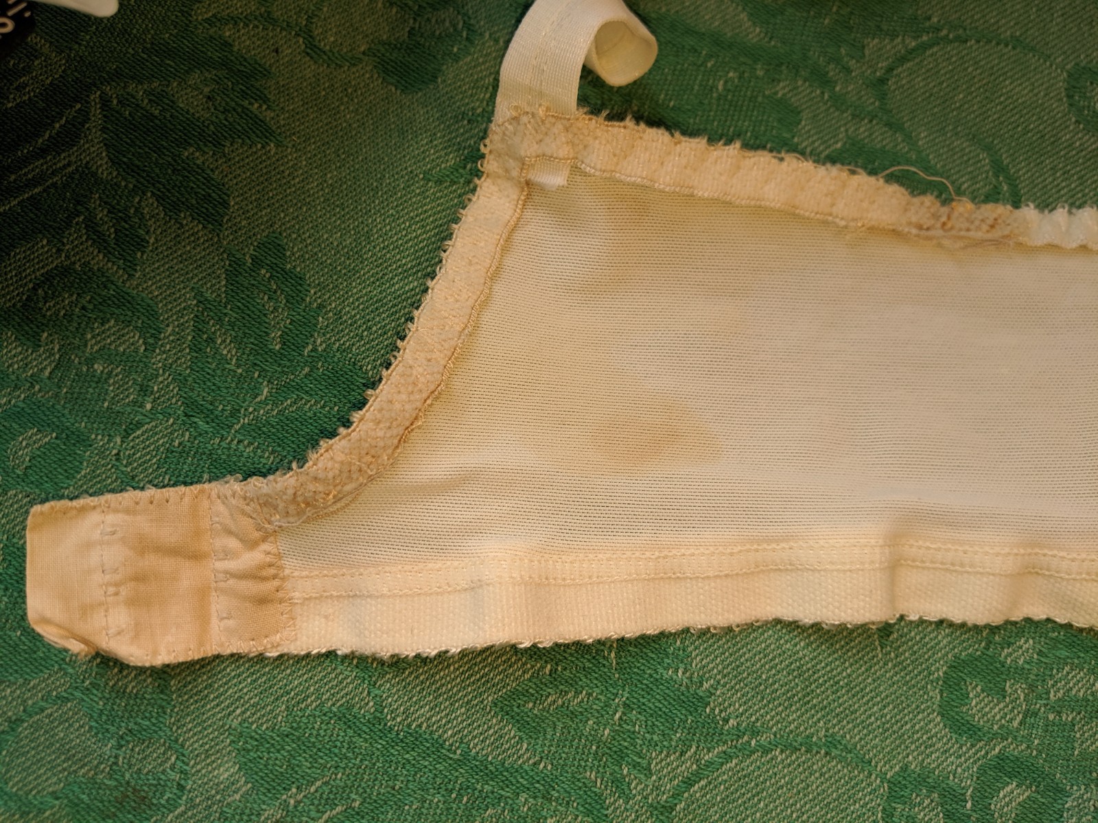 Vintage women’s bra cream Bestform 34 C 1960′ 70’s