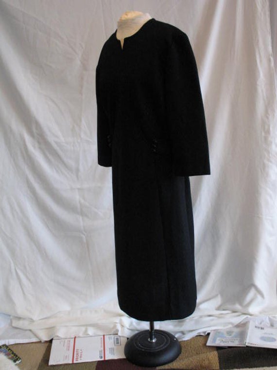 Vintage 1960’s Black Day Dress in Textured Polyester Knit Stoner Square