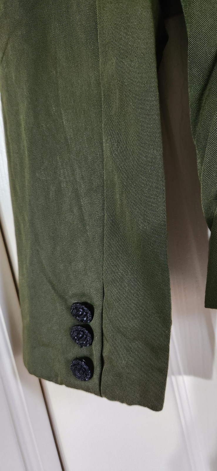Edwardian Olive Green Jacket Black Embroidered Trim Flower Petals Size Small 90s