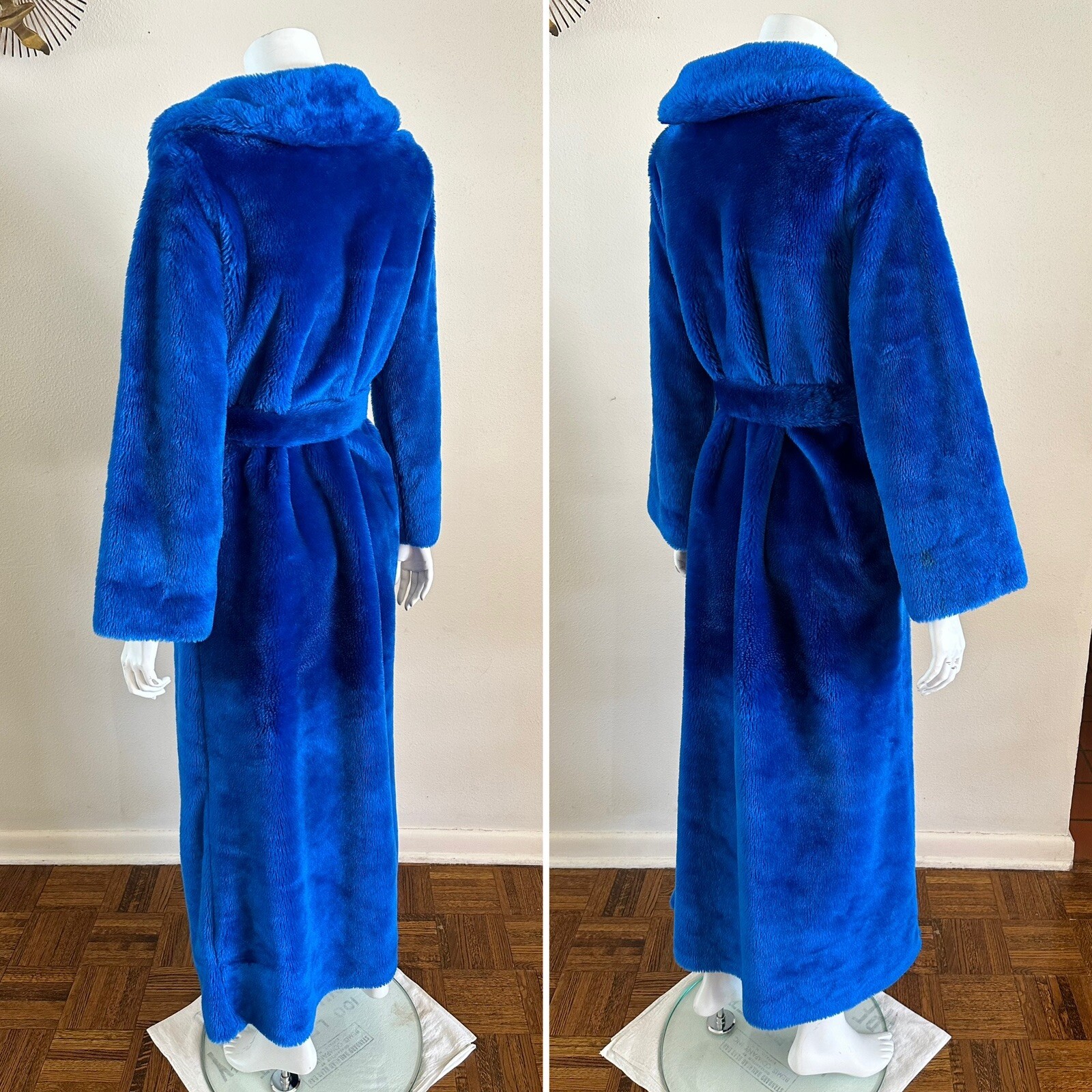 1970s Montgomery Ward Electric Blue Shag Robe Plush Faux Fur Belted Medium VTG
