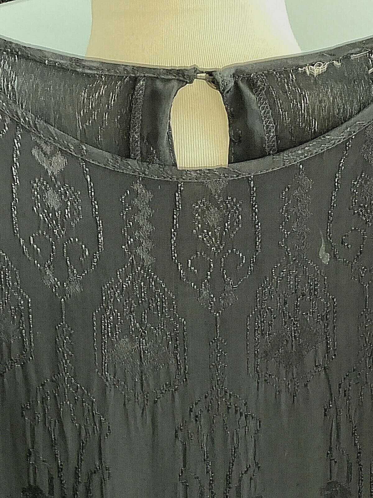 Black Textured Jacquard Vintage Flapper Dress M (probably rayon)