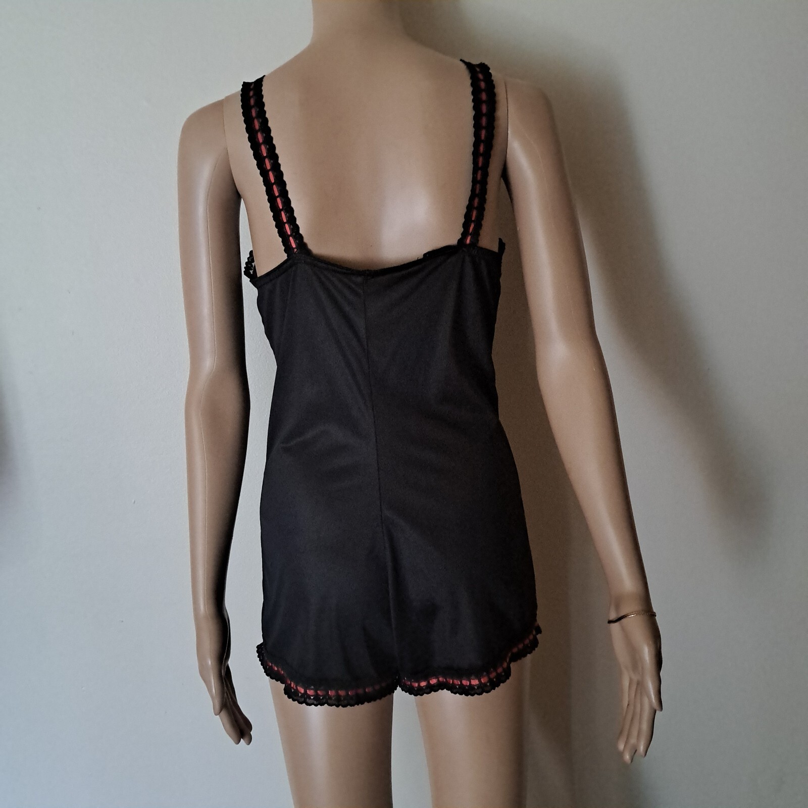 Vtg. 1960’s Dupont Nylon Black /Lace Red Rosette Teddy Sm