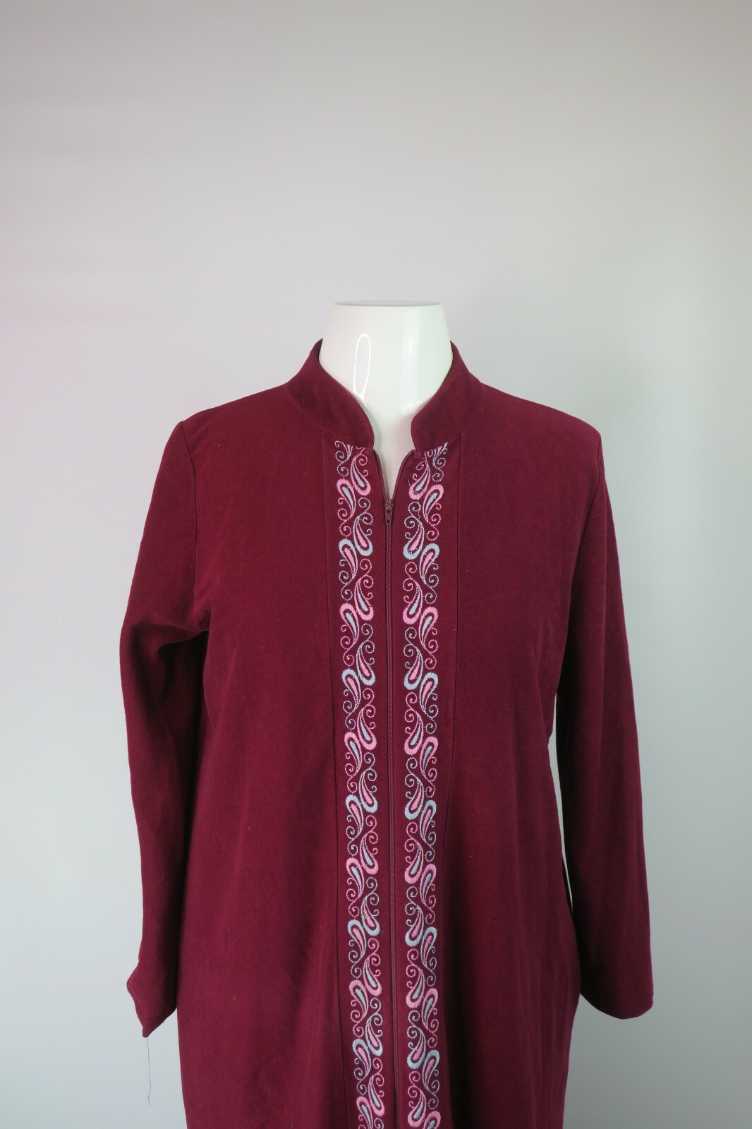 VTG Valetta Zip Embroidered Long Maxi Bath Robe Housecoat M UNION Maroon