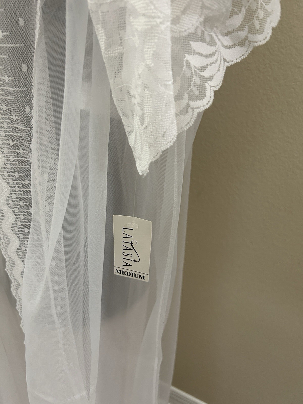 2 PC LATAISA Peignoir Nylon Chiffon Lace Nightgown Robe Set Wedding White NEW