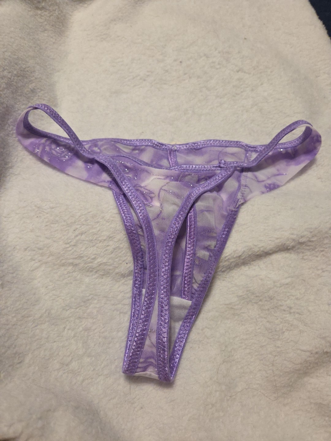 NWT Vintage Lavender Shine Sheer Cherry Kiss Thong Size Medium 6 Panties