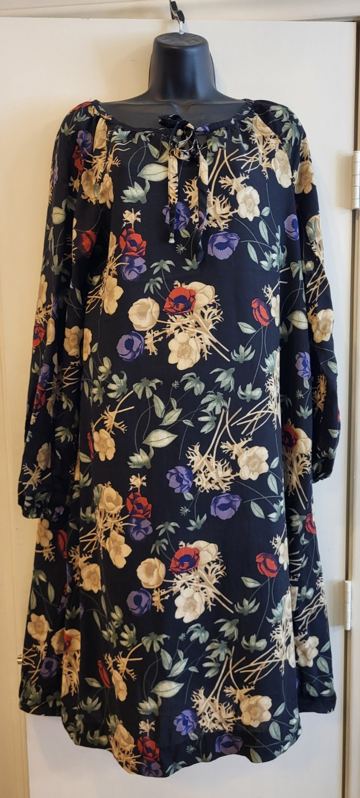 Vintage Avon Family Fashions Boho Loose Floral Dress Women’s Size M/L? Black