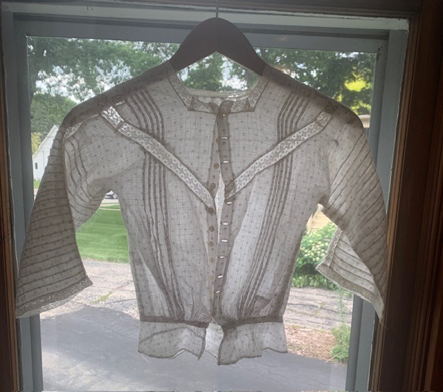 ANTIQUE White Cotton PRAIRIE Farmhouse Blouse Girl Small Early 1900s Vintage