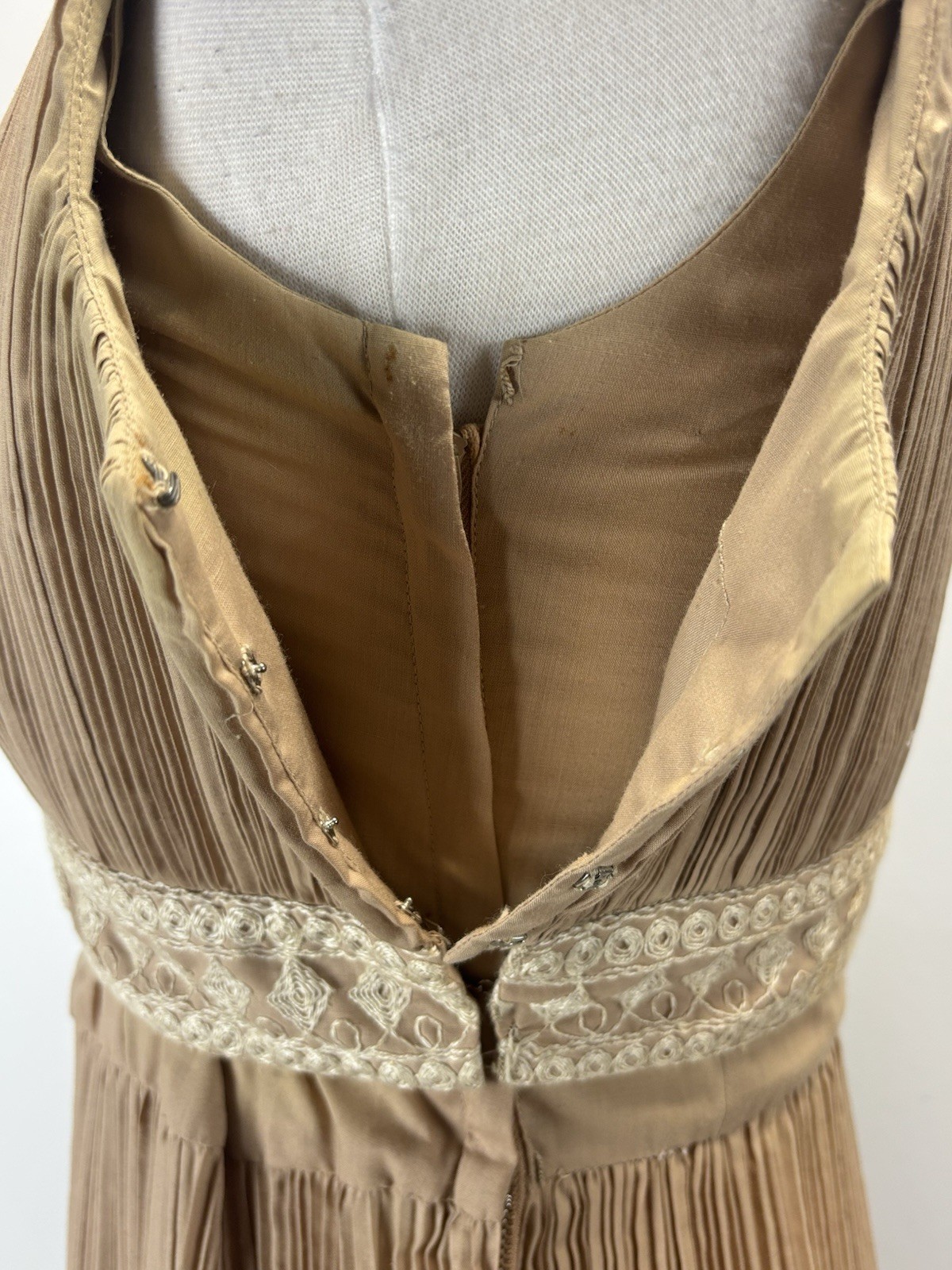 Vtg Handmade Cleopatra Style Midi Dress Women’s Brown 60s Embroidered