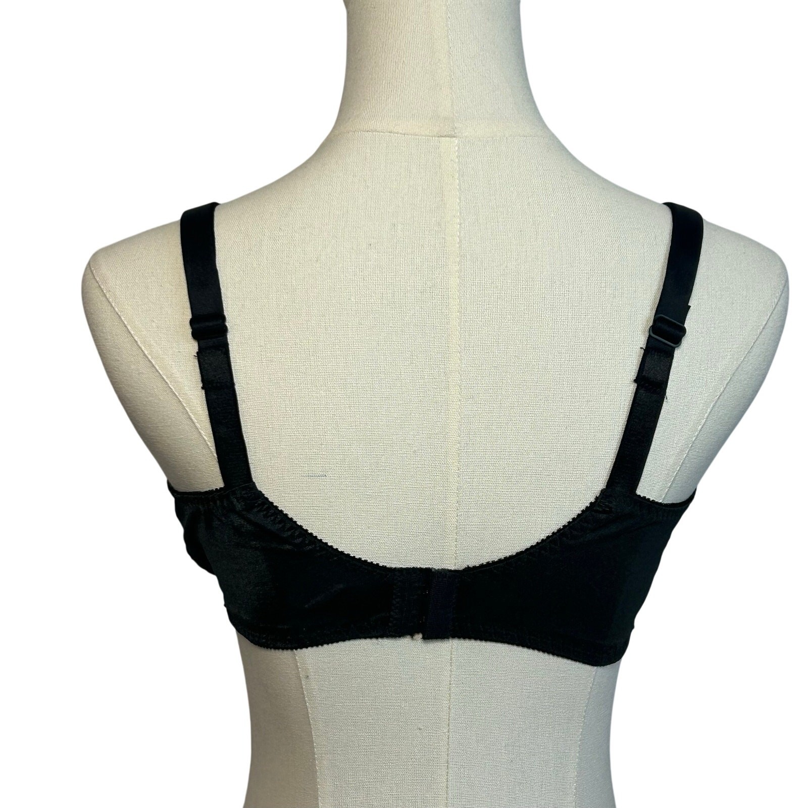 VTG 90s Bestform Black Lace Bullet Bra 38DD Retro Pinup Mid-Century