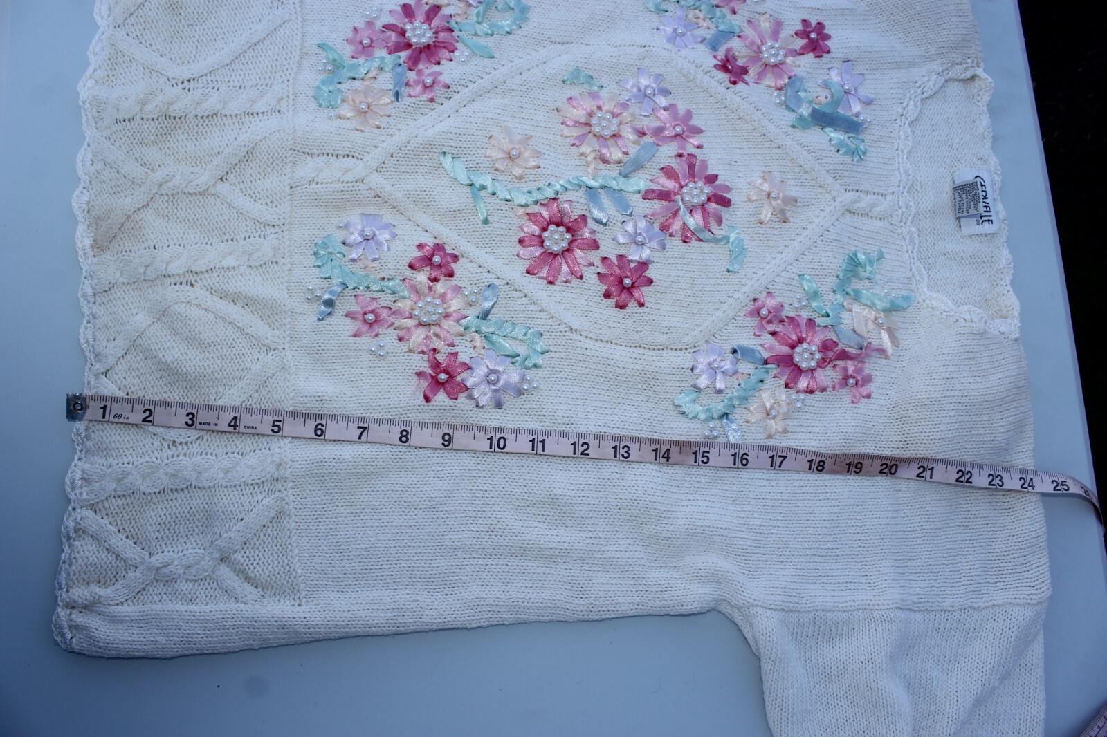 Vintage Sweater Womens Size M Beaded Ribbon Floral Embellished Garden Cervelle