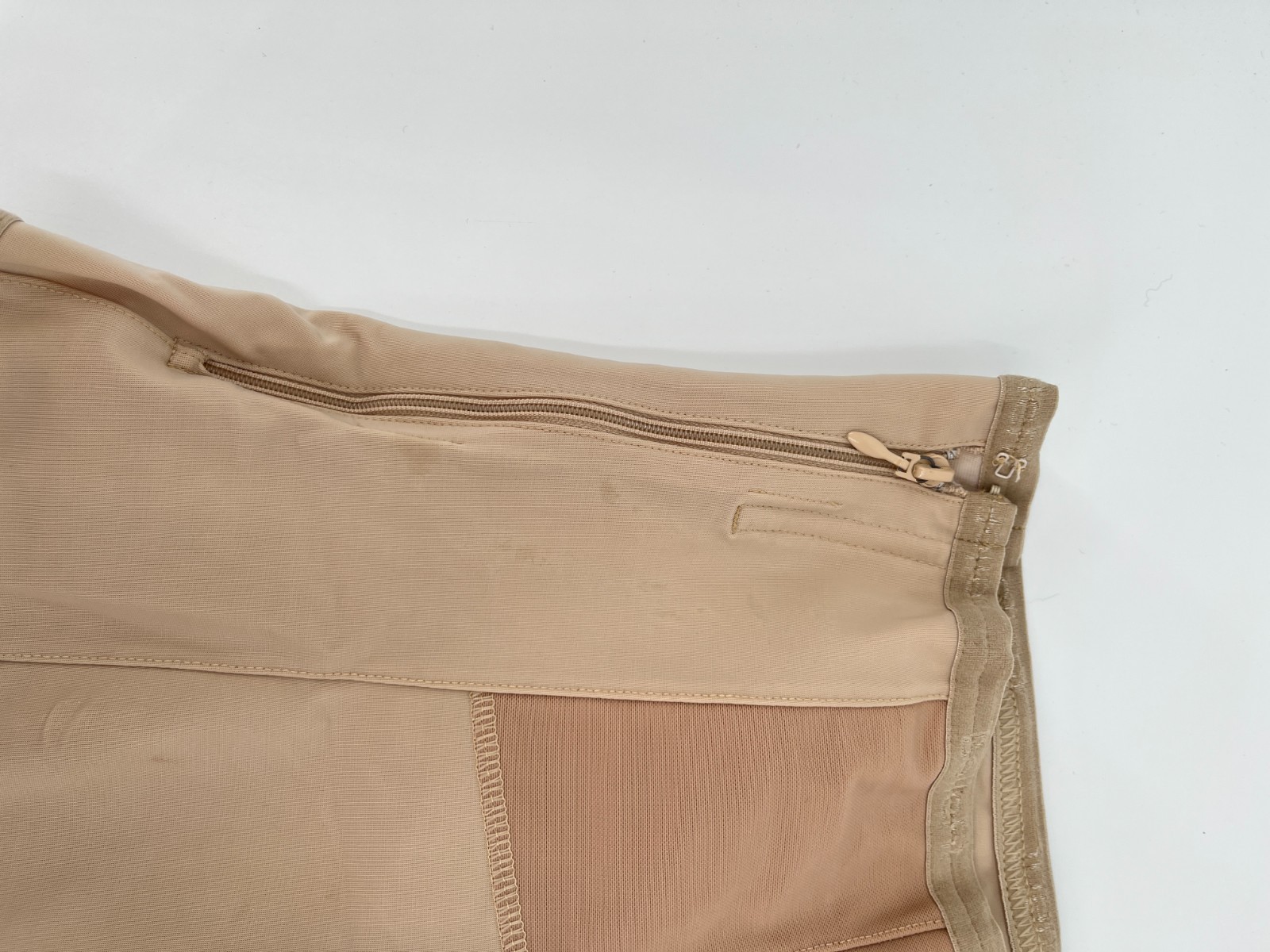 Bellefit Postpartum Girdle Front Zipper Size L Nude Tan Compression Birth Recove