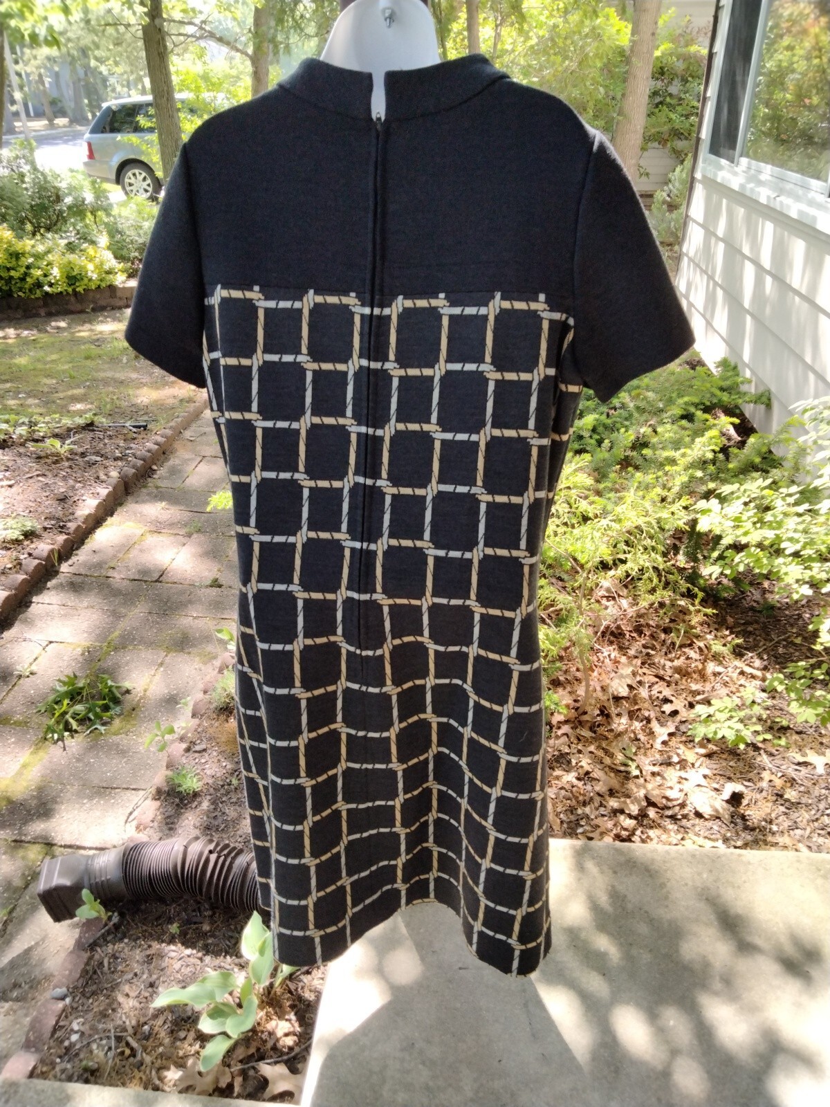 Vintage 1960s Leslie Fay Knit Dress Large Xl dark gray black ? abstract