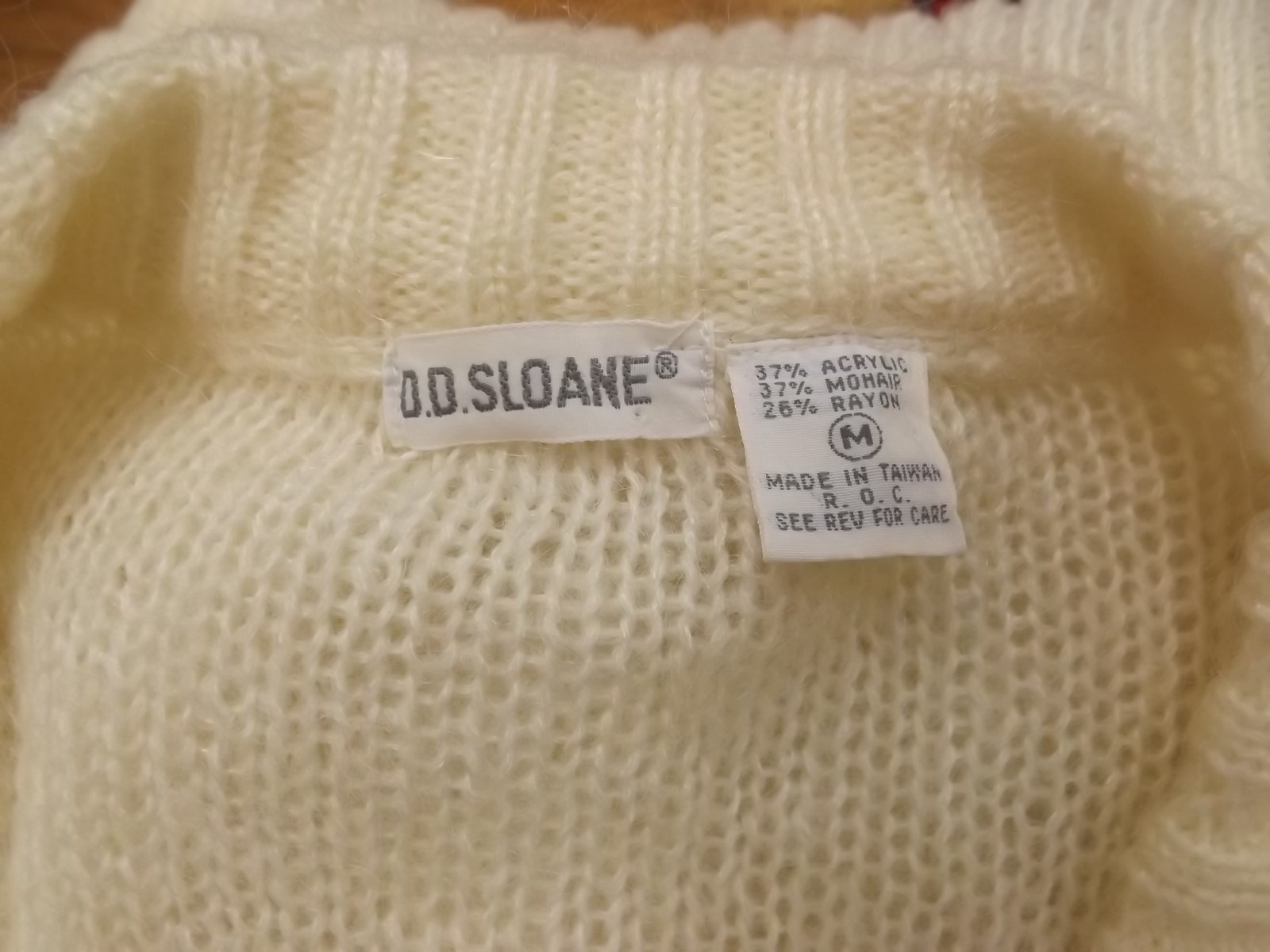 Vtg White Mohair Loose Thick Cable Knit V Neckline Cardigan Sweater Womens M