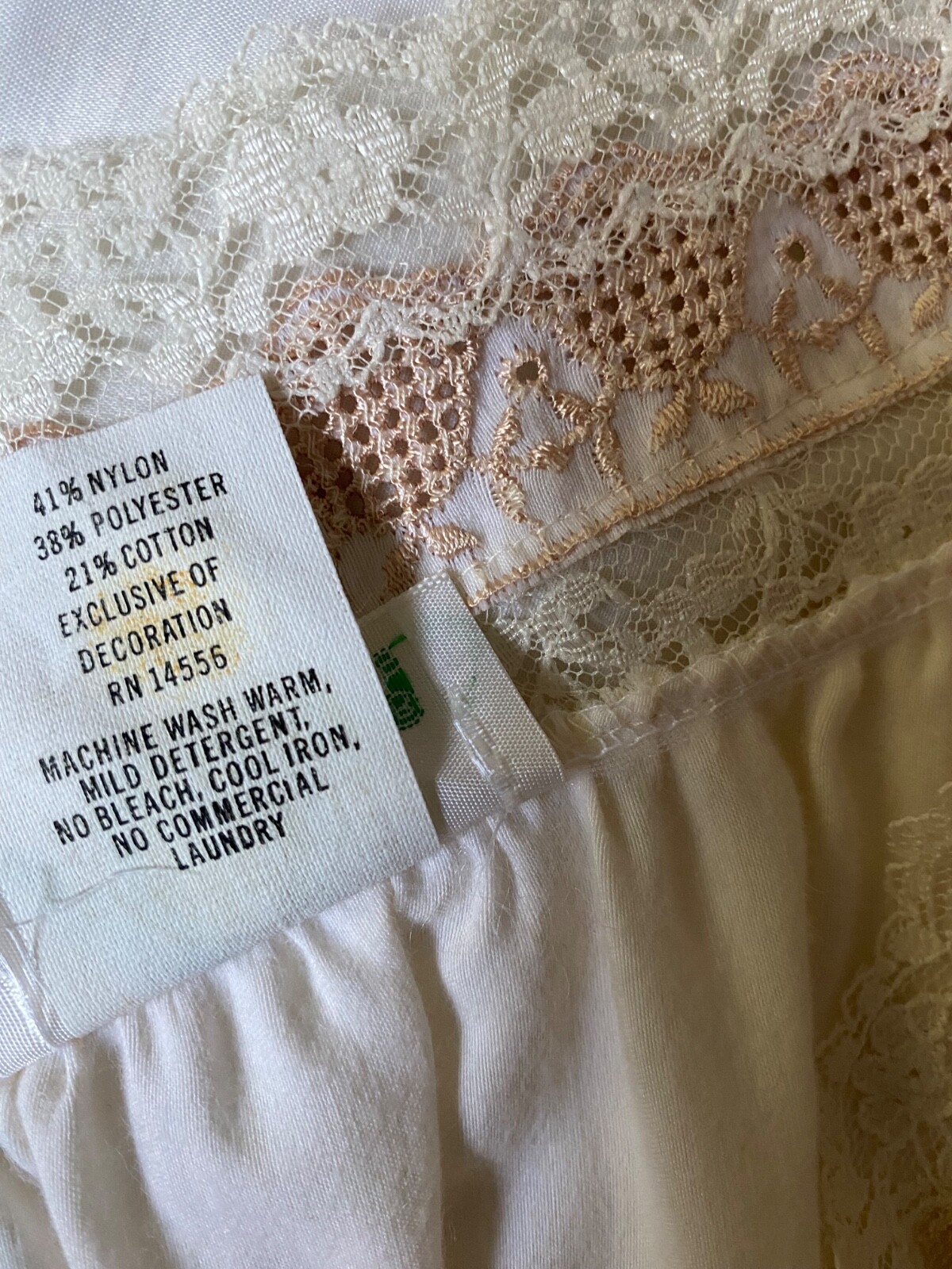 NWT ~ Vintage Juli of Slumbertog’s Satin Lace Long Sleeve Nightgown Large ~ USA