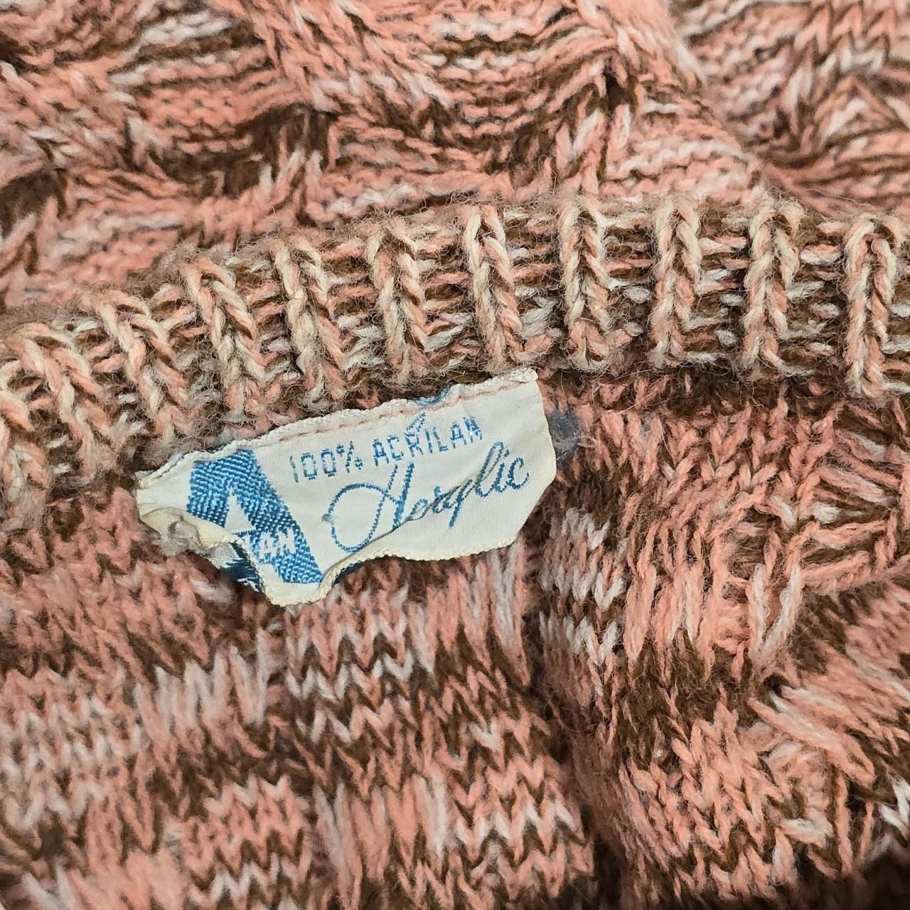 Vintage 60s Acrilan Heriglic Textured Knit Cardigan Sweater Peach Pink S/M
