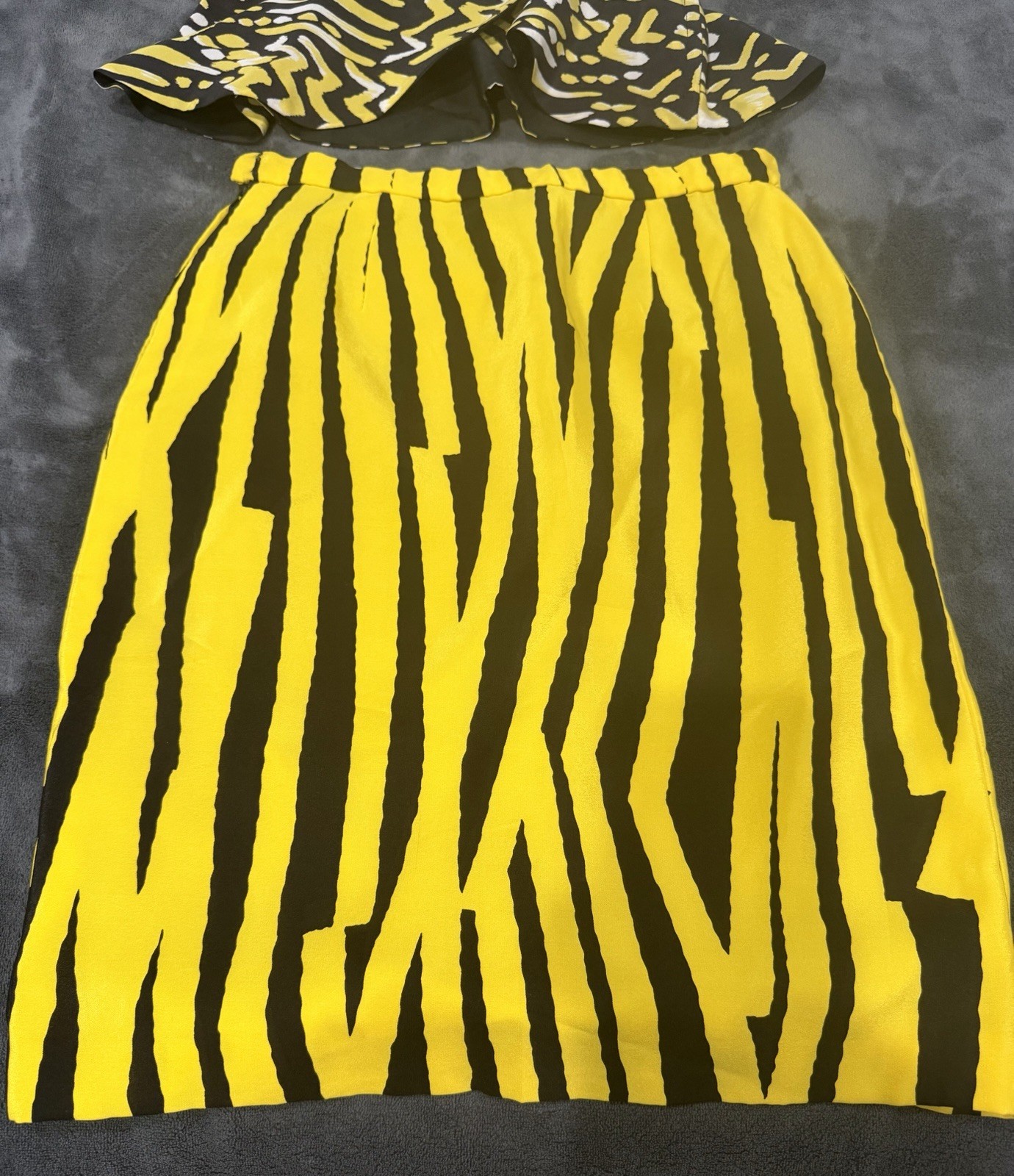 Vicky TIEL Vintage Couture 2pc Skirt Suit Yellow/Black Animal Print & Pattern