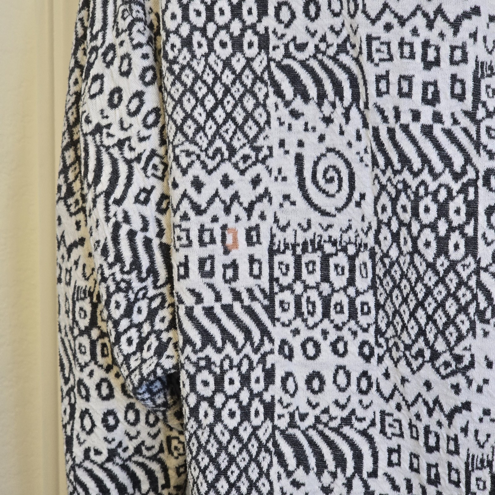 VTG Jo Hardin B&W Single Button Cardigan Sz M USA Monochromatic Geometric