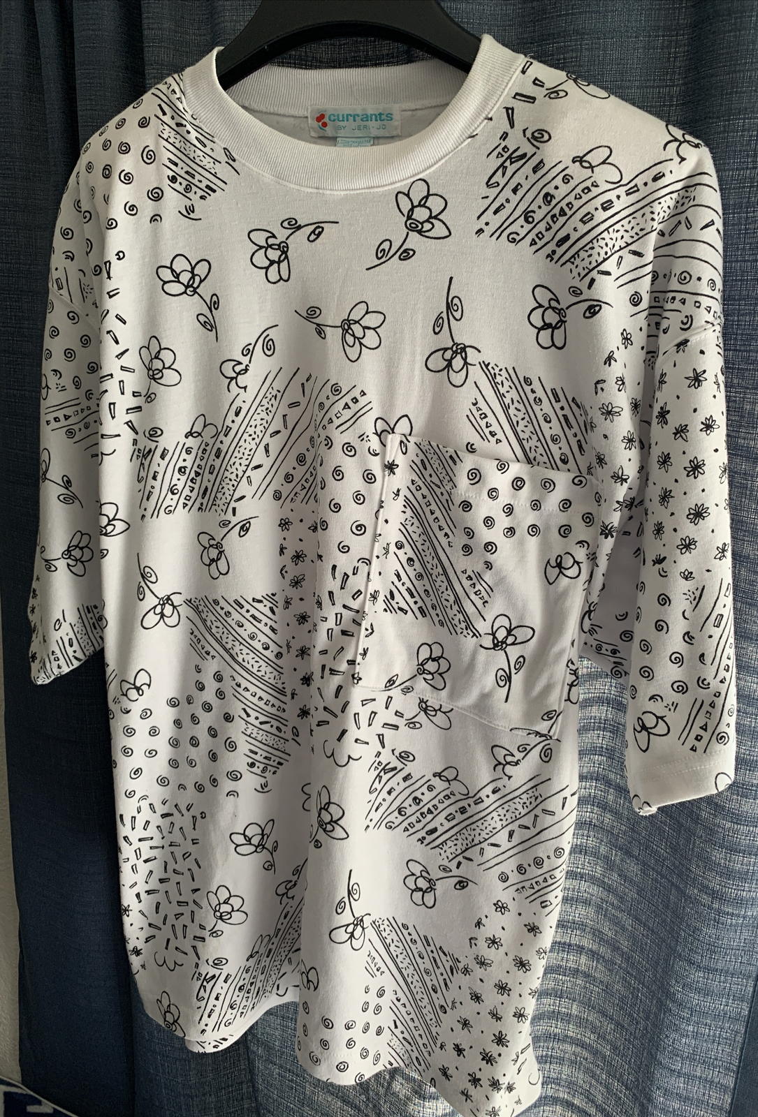Currants By Jeri-Jo Vintage 1970’s White Black Flower Pocket Shirt Women’s Sz L