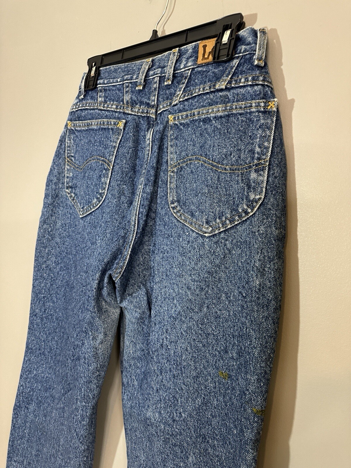 Vintage 90s Lee Jeans Women’s Size 6 High Waist Mom Tapered Denim *See Meas