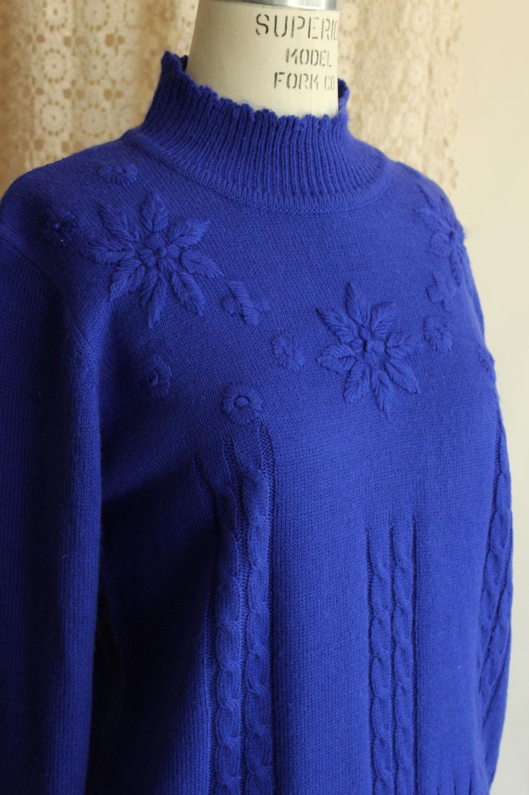 Vintage 1990s Sweater, Salon Studio Royal Blue Acrylic Pullover Jumper, Size M