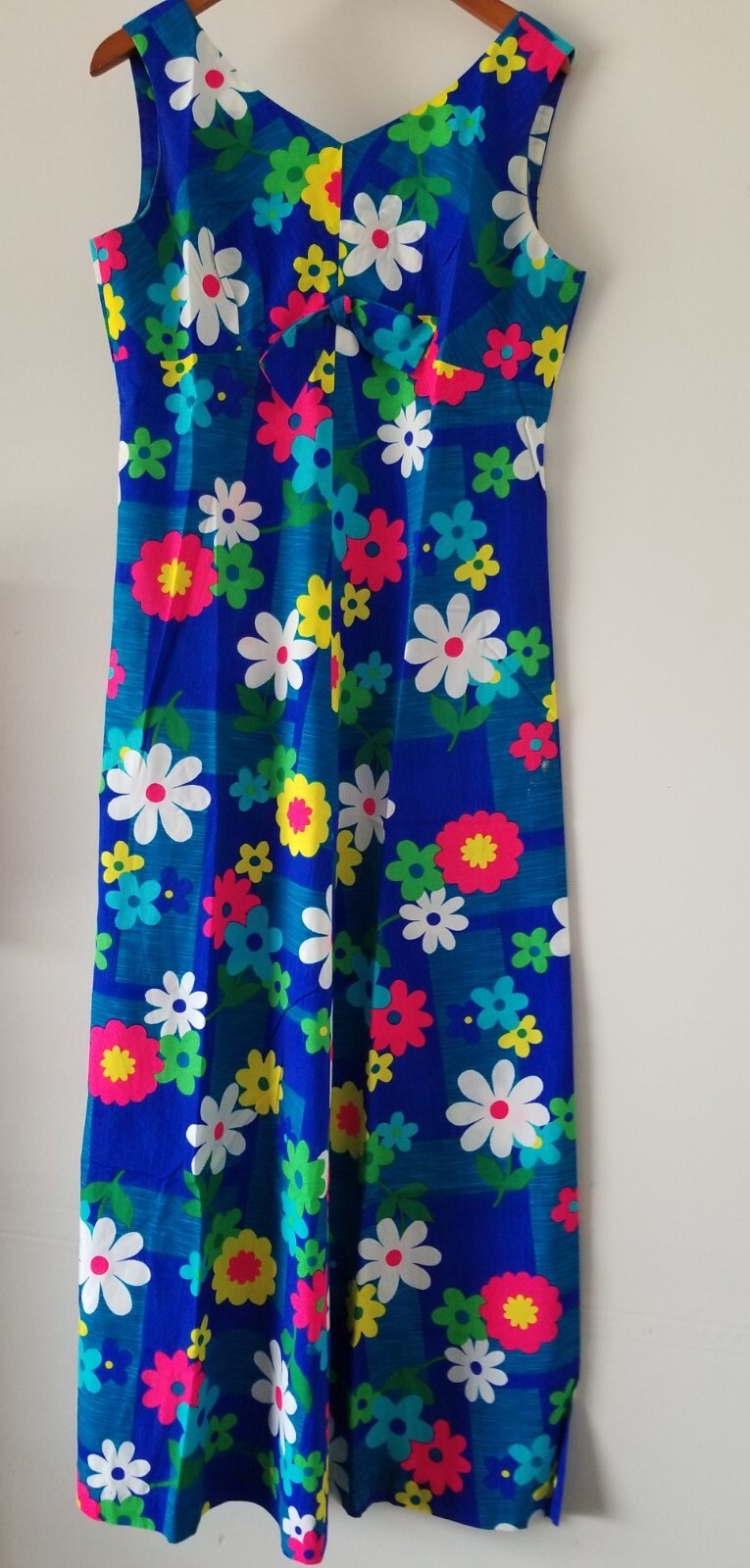 VINTAGE! Made in Hawaii Colorful FLORAL DRESS *See Pics for Measurements*