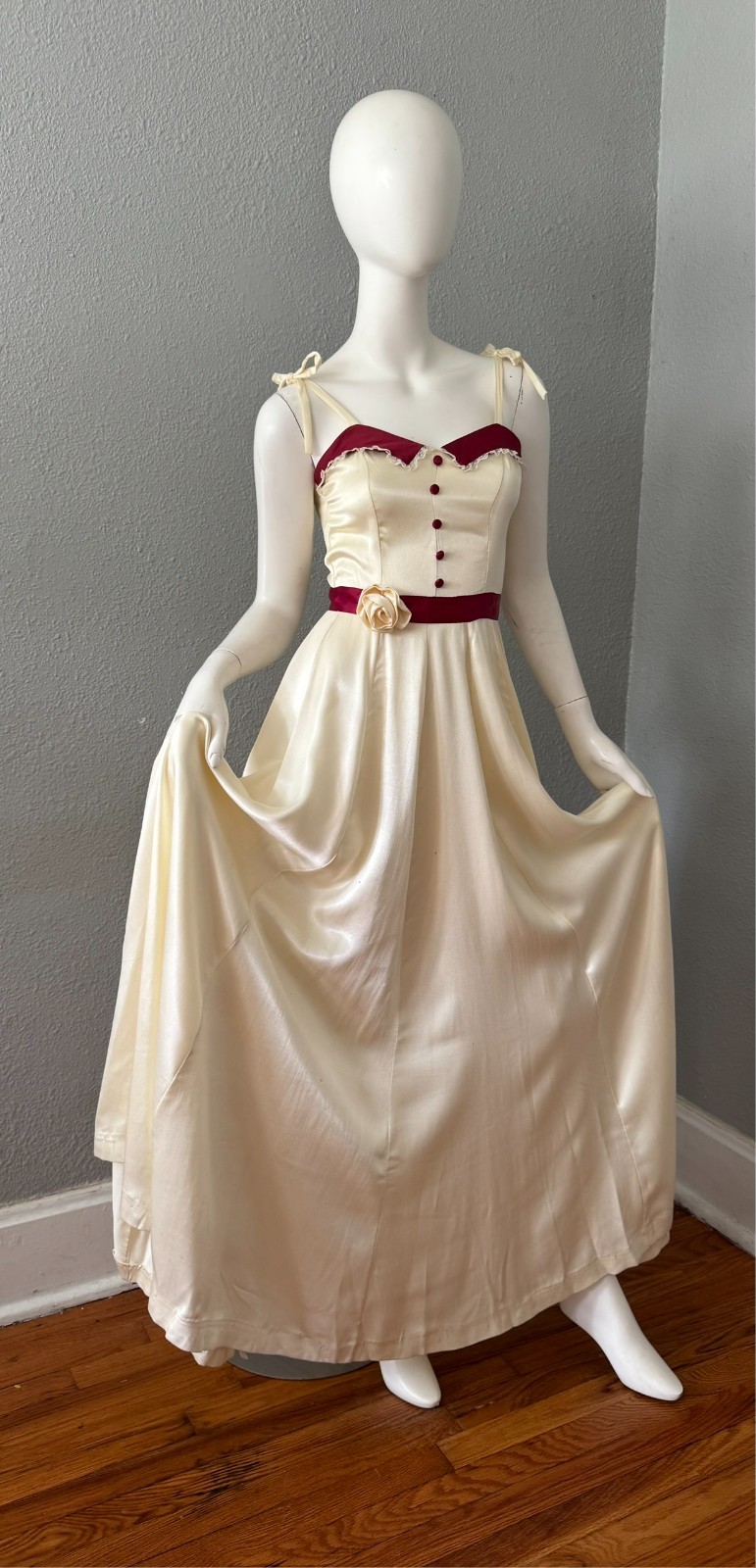 Vintage 40s Satin Ivory Full Sweep Formal Wedding Gown Dress XXS