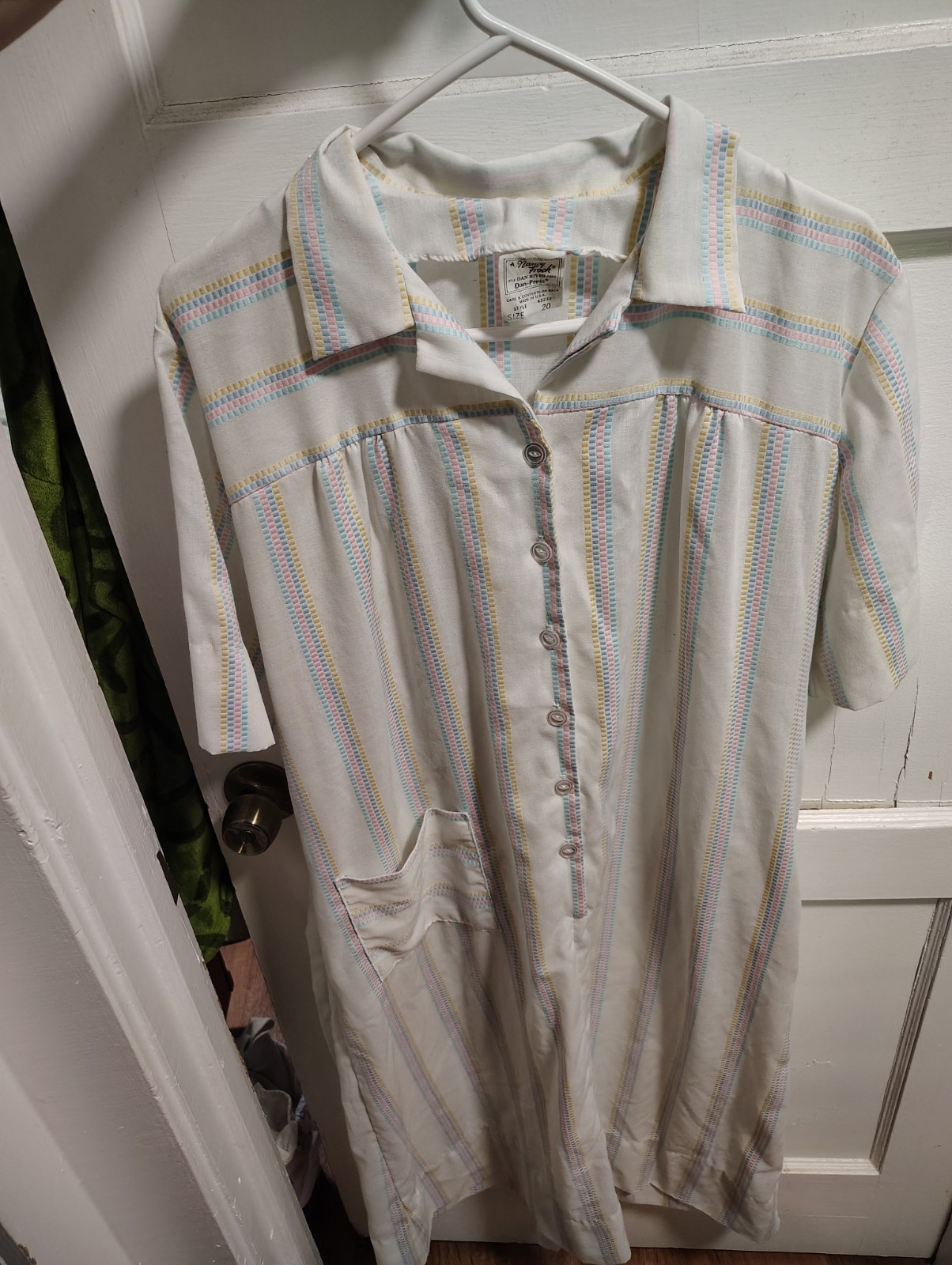 Vintage 1970s A Nancy Frock Pastel Striped House Dress Lounger Plus Size 20