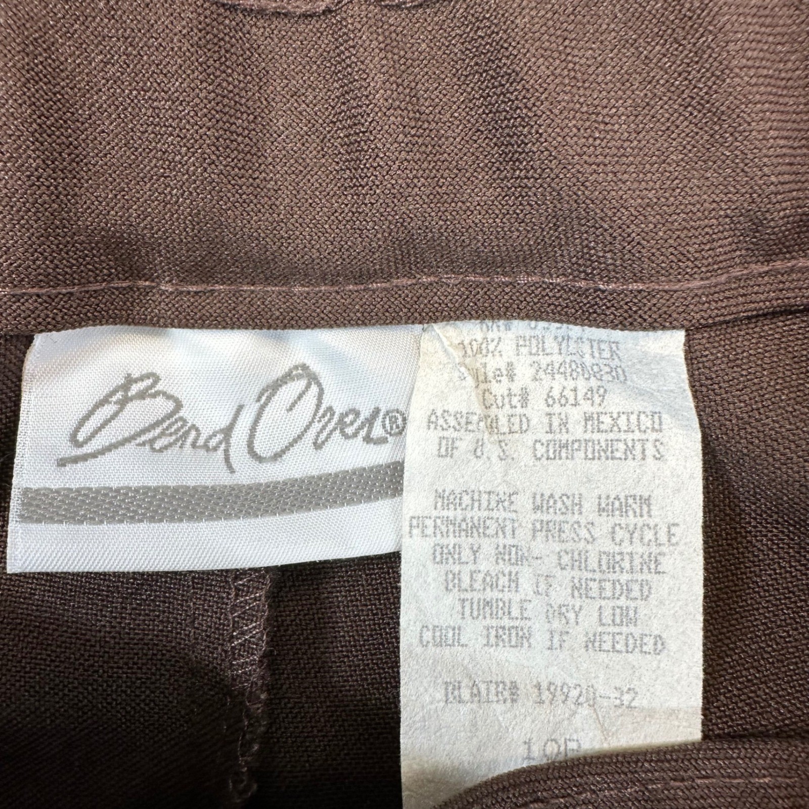 Vintage Levi’s Bend Over Pants Women’s Size 10P Brown Pull On Straight Trousers