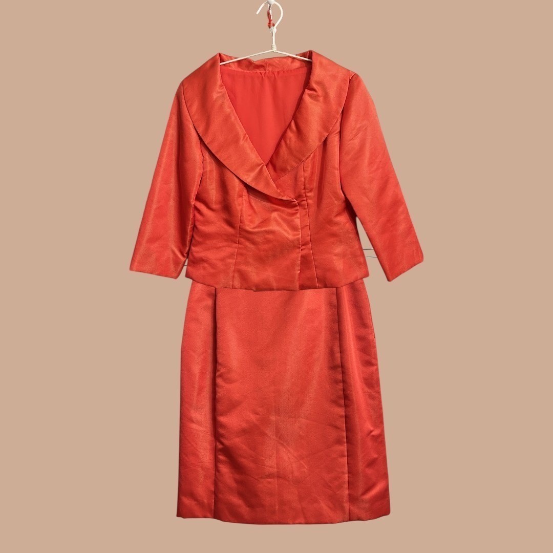 Vintage Coral 2 Piece Office Set Blazer and Skirt Satin Finish Bright SMALL