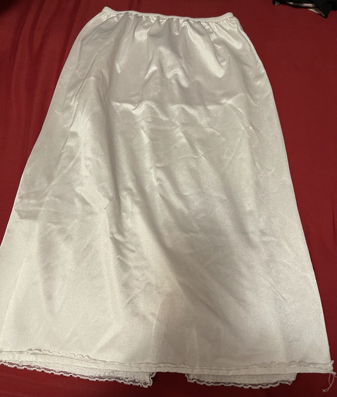 VINTAGE LEADING LADY HALF SLIP! SMALL