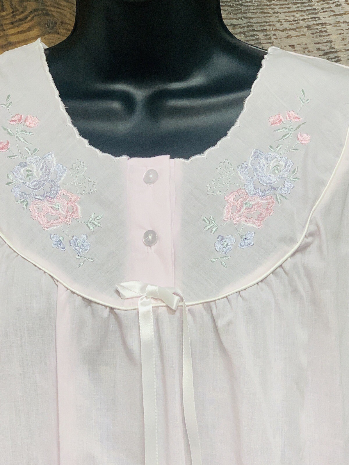 VGT Carole Night Gown Medium Pink Floral CottageCore Grannycore Lightweight USA