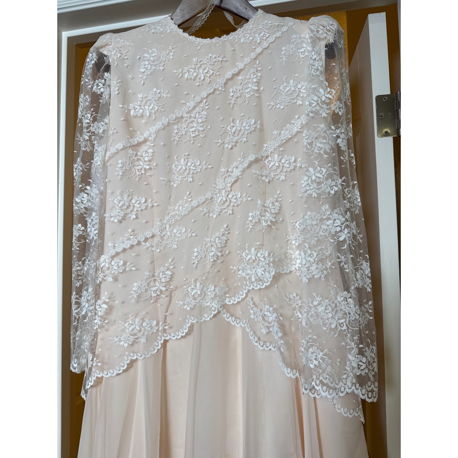 Michael Marcella Ltd Vintage Lace Wedding Dress Blush Ivory Long Sleeve Size 14