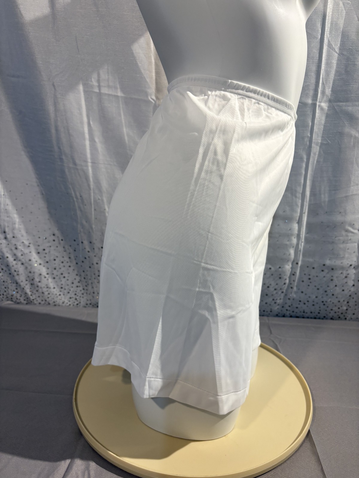VANITY FAIR vintage NWT WHITE Slip Shorts size 9