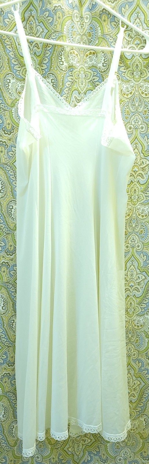 Sears Vtg Doesn’t Slip Anti-Cling Full Length Nylon Dress Sz 34 Tall Length