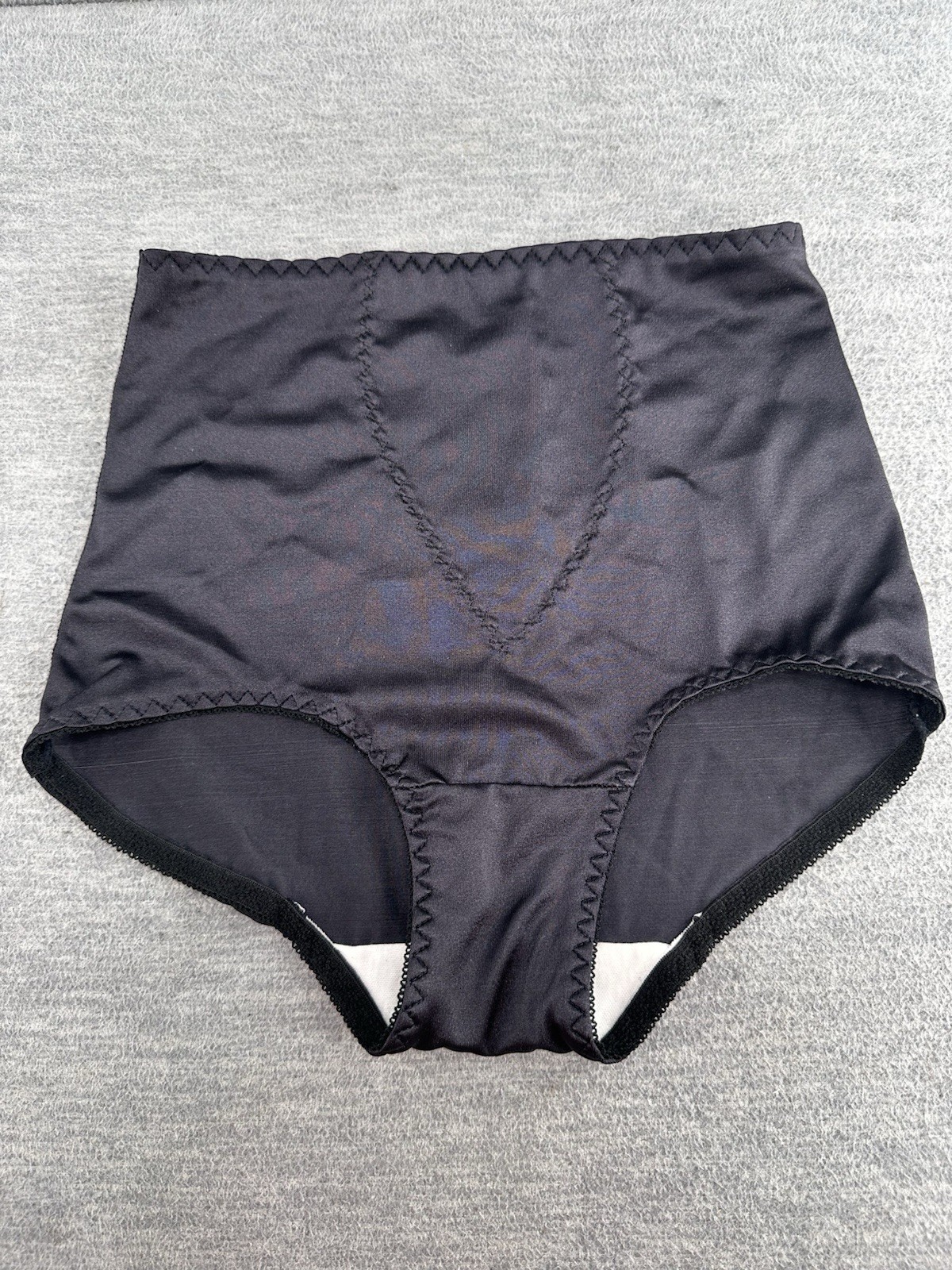 WHISPER SOFT – Vintage Shapewear Black Panties High Waist Control Brief Sz M A5