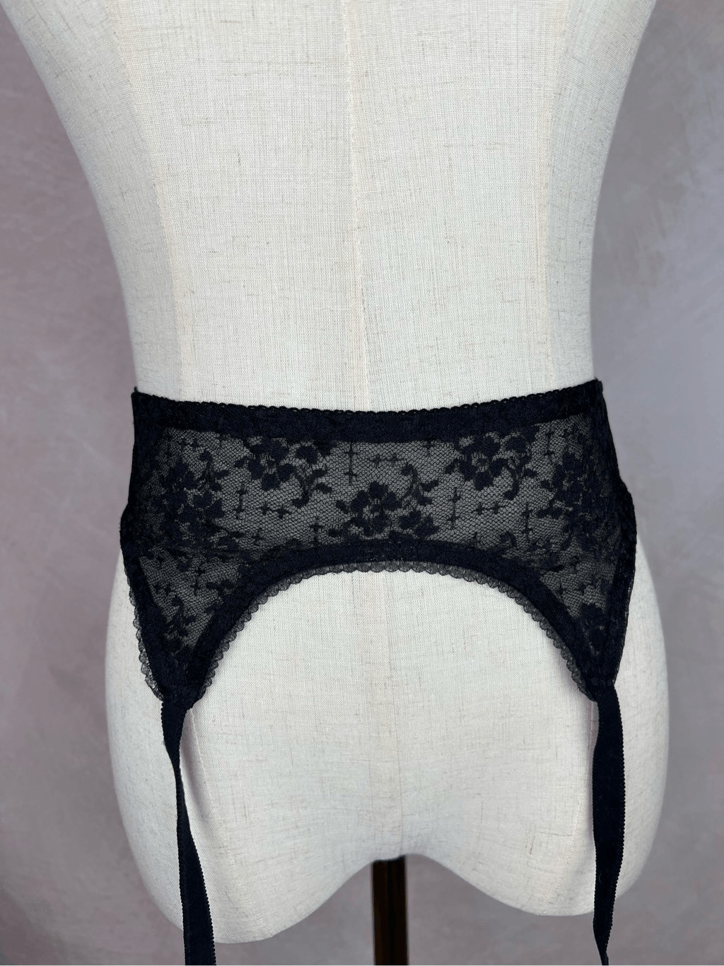 Vintage Black Lace Garter Belt Small XS 1990s Pinup