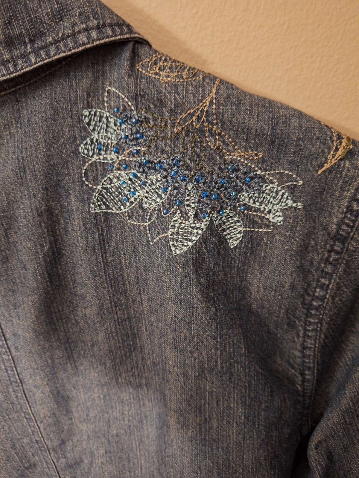 Vintage Susan Bristol XL Women’s Jean Jacket- Hand Embroidered w Beading