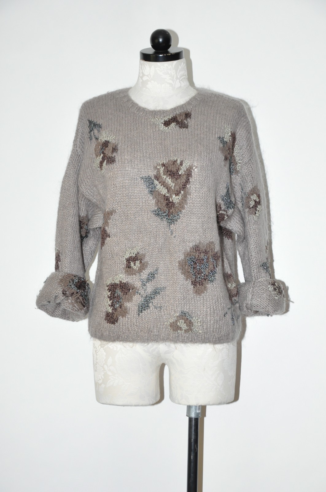 90s Vintage Gray Floral Mohair Wool Handknit Crewneck Cropped Sweater Women M L