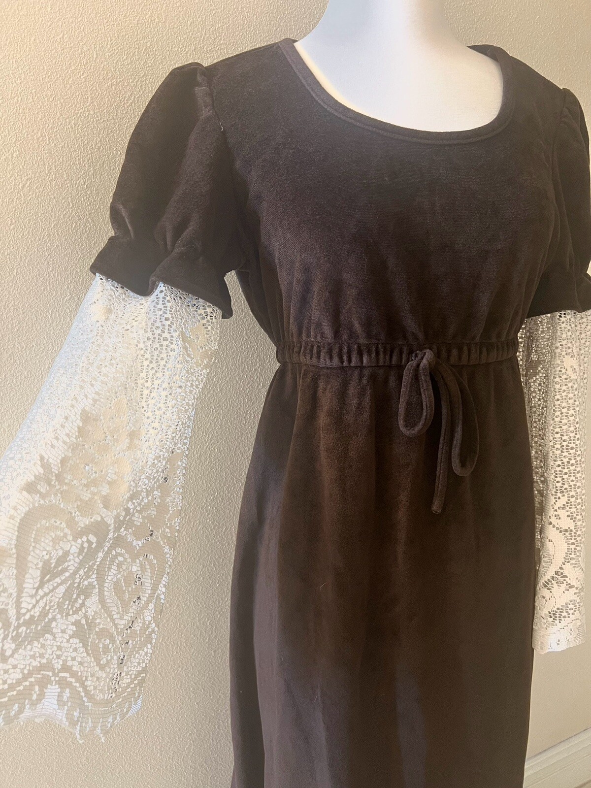 Terry Juniors VTG 70s Cottagecore Maxi Prairie Brown Bell Lace Sleeves Dress