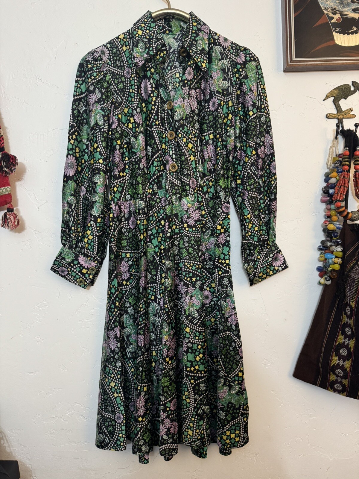 VINTAGE PARISIAN DRESS SZ SMALL FLORAL PATTERN W OLD CARS POLYESTER