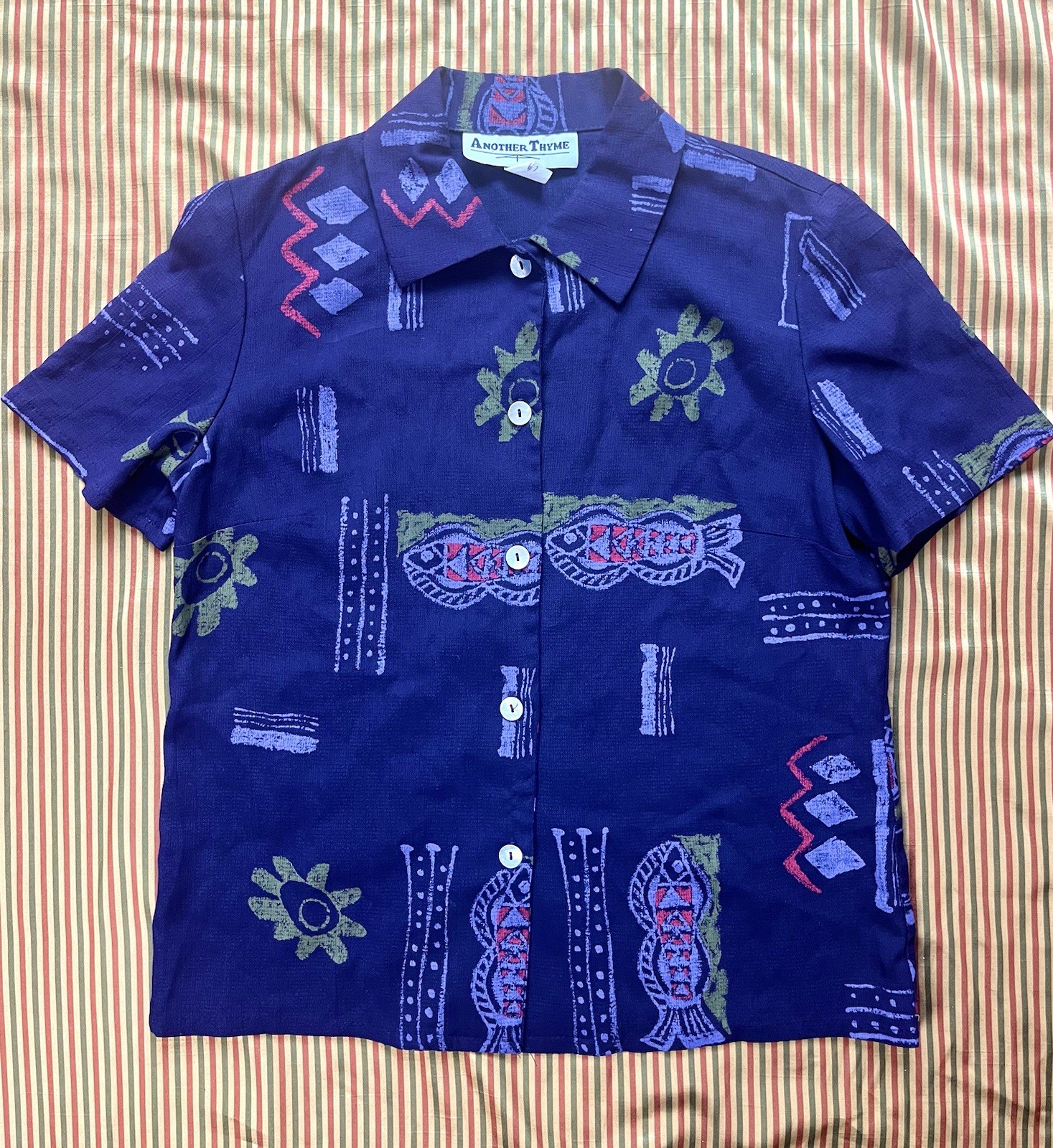 Vintage Another Thyme Purple Blouse Rayon Acetate Art Deco Fish Print 80s USA S