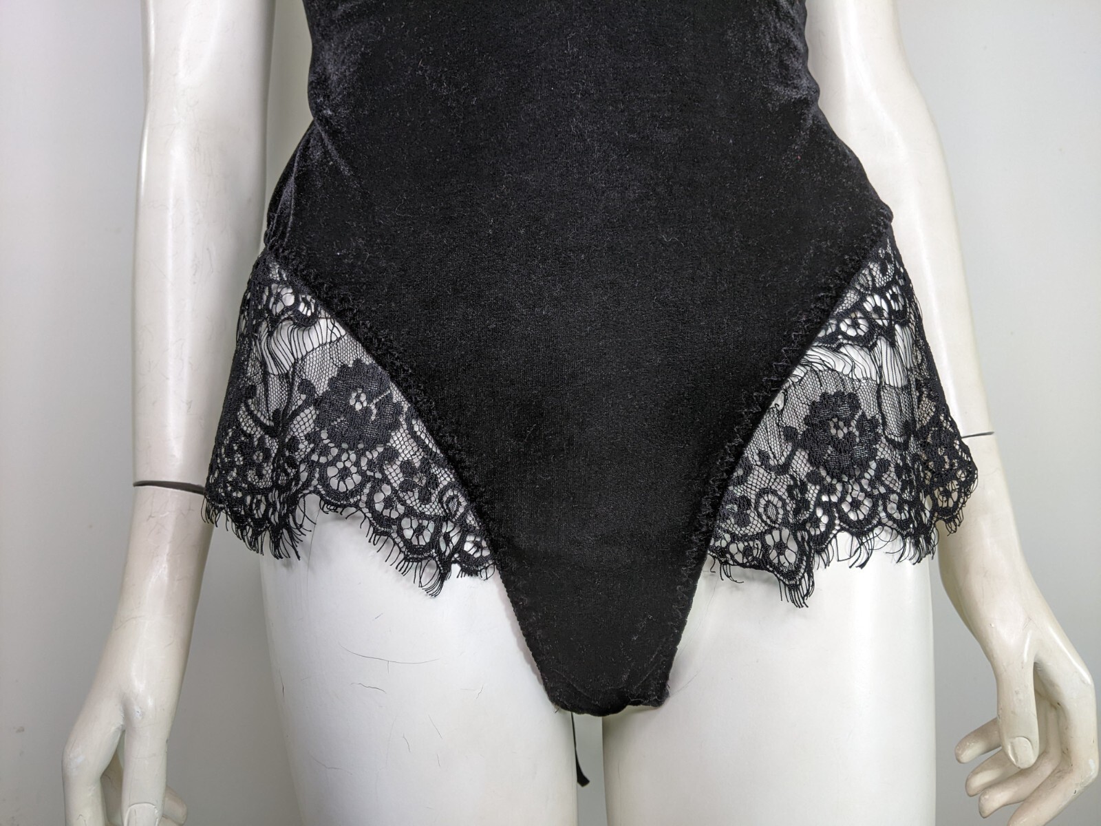 Sexy Lingerie Velvet Teddy Lace Up Bodysuit Dreamgirl One Piece Black V-Neck M