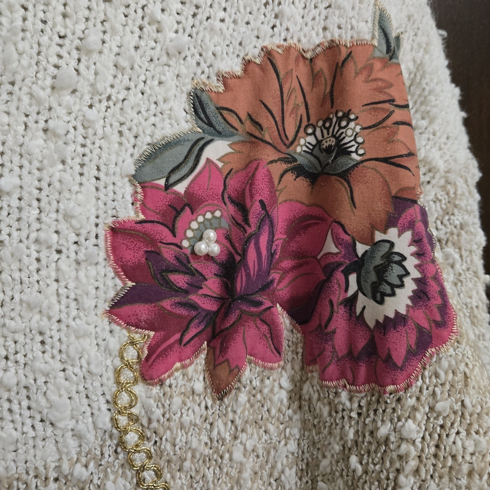 Needles & Yarn Vintage Popcorn Knit Floral Applique Sweater Pearl Accents Medium