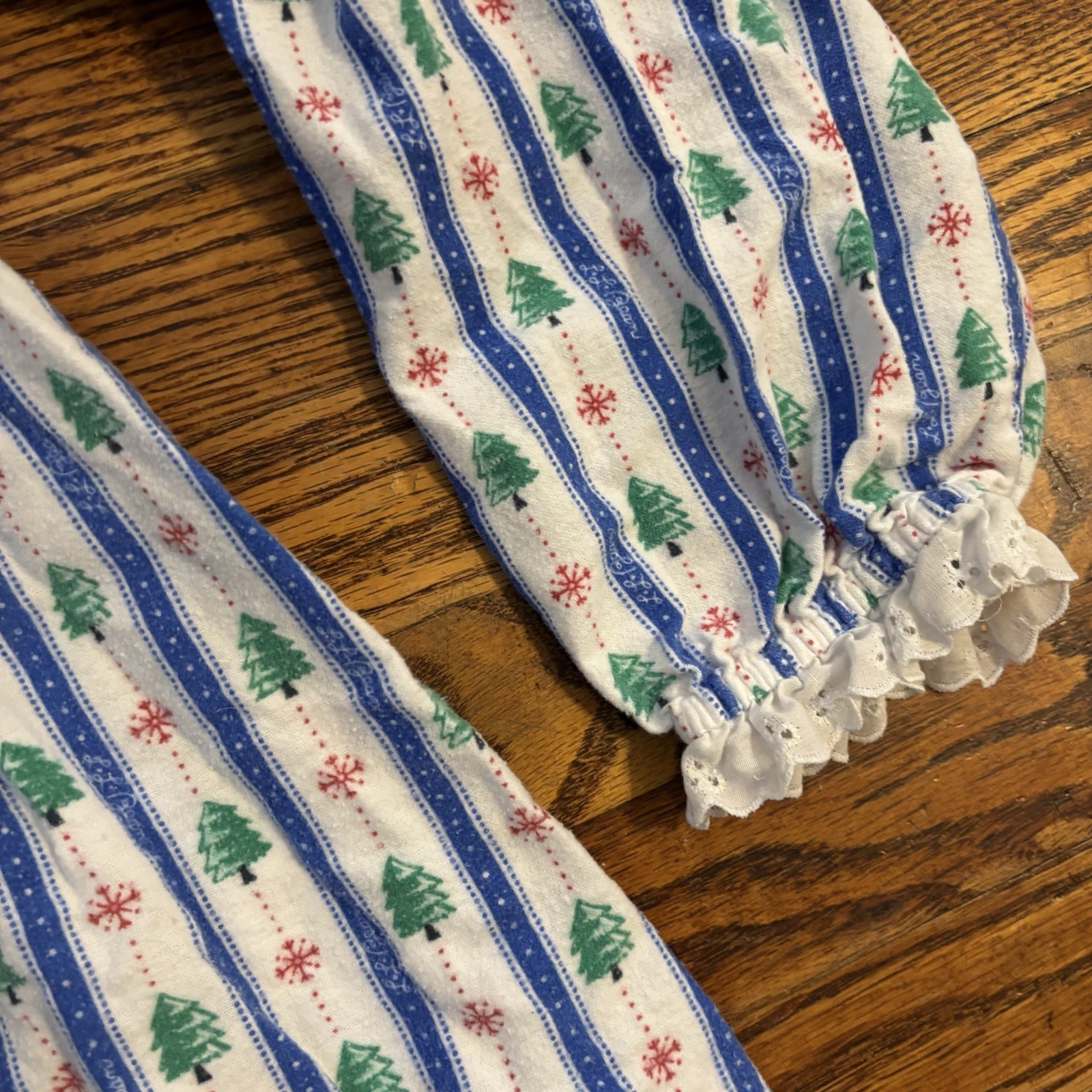 Vintage LL Bean Lanz Long Night Gown Granny core Christmas Snow Ruffles