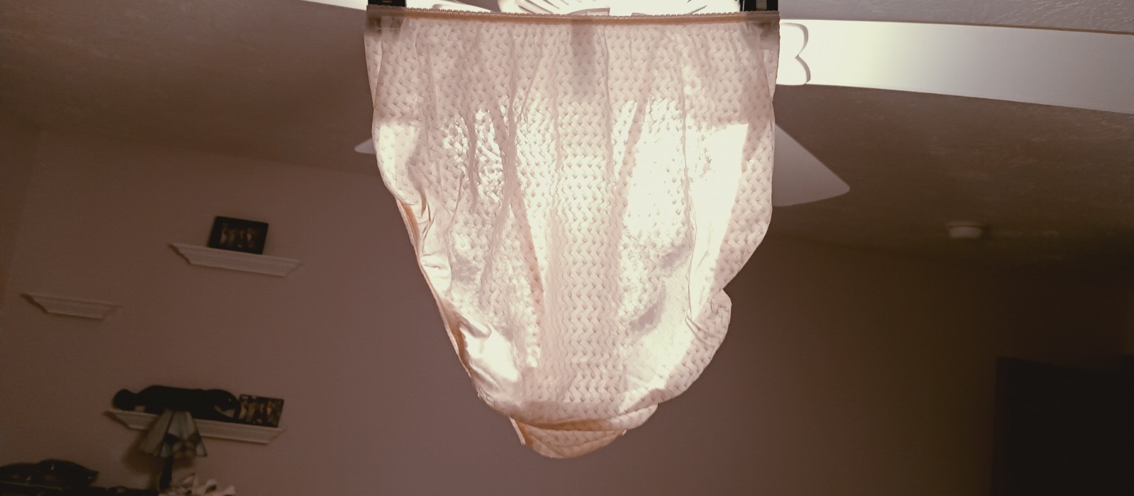 VALENTINO VINTAGE PANTIES sz M-6 CREAM SATIN DIAMONDS w-LACE SIDE PANELS #17-35