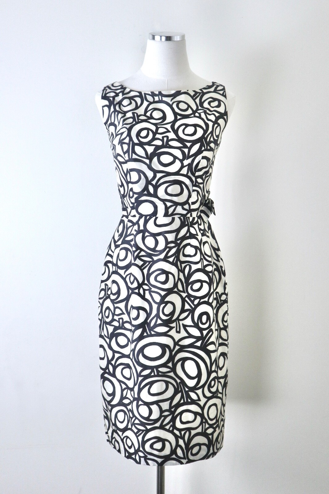 Vintage 1950s Size XXS Silk Low Back Sheath Dress Abstract Floral Novelty Print