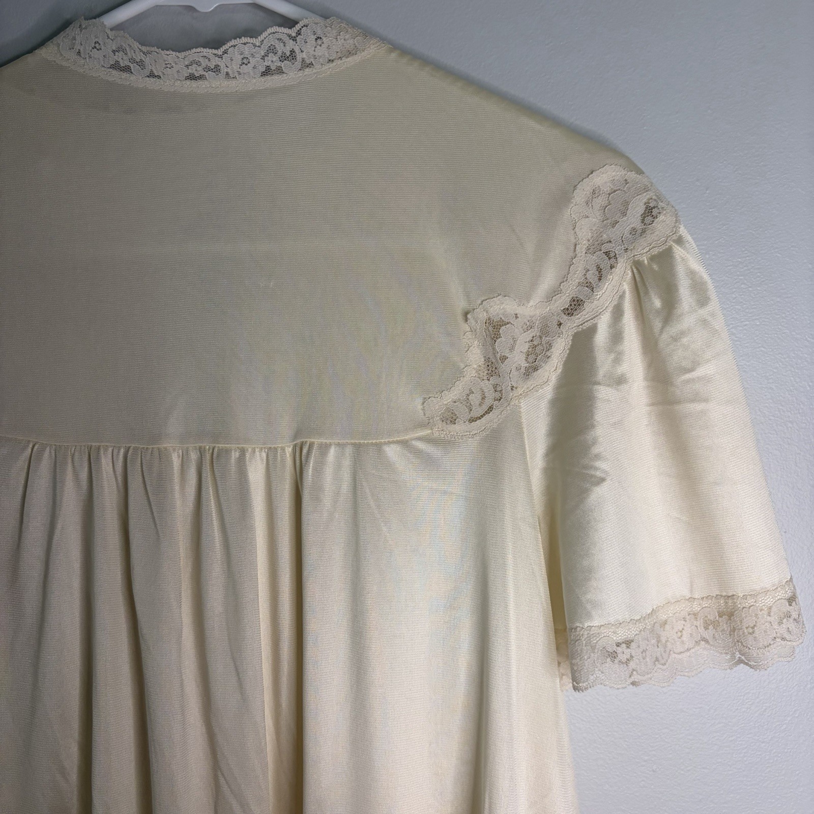 Vintage Peignoir Set Cream With Lace Detail Has Some Flaws Size Medium JCPenney