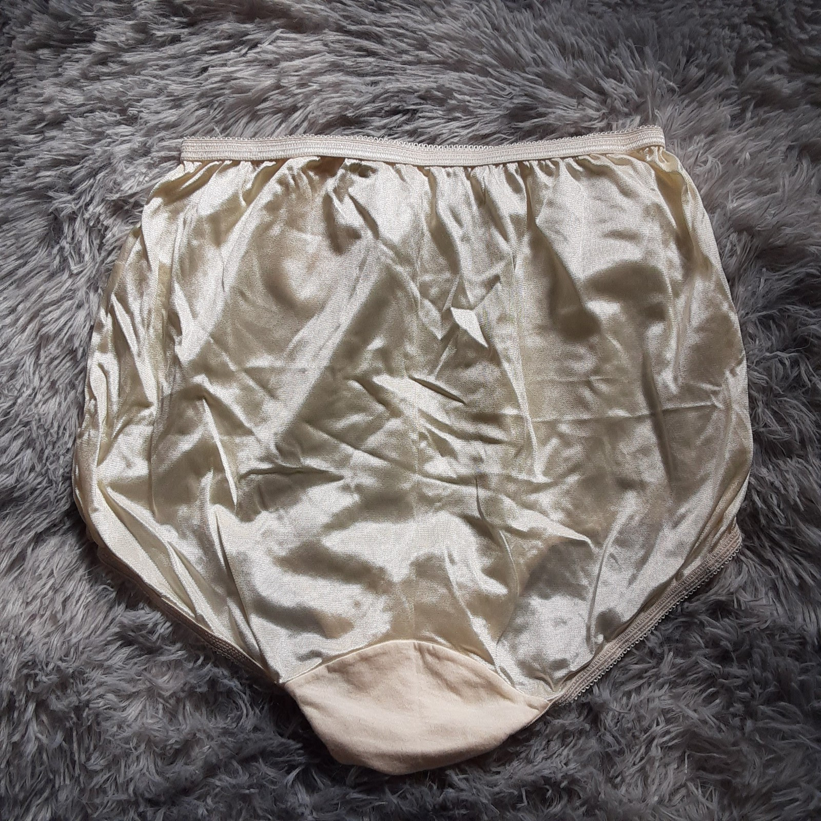 Shiny Nylon Cotillion Granny Panties Size 6 Light Yellow NWT Cotton Gusset USA
